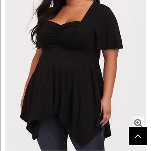 Torrid KNIT BLACK SWEETHEART SHARKBITE TOP NWOT